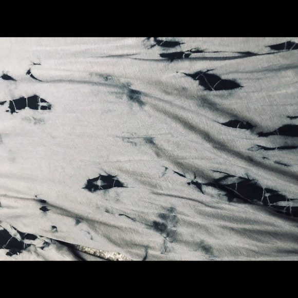 Long Sleeve Top - Picture 9 of 9